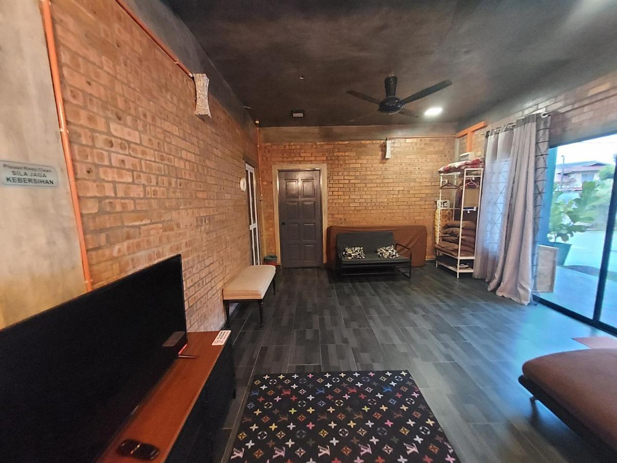 קואלה קנגסאר Safar House & Cabin חדר תמונה