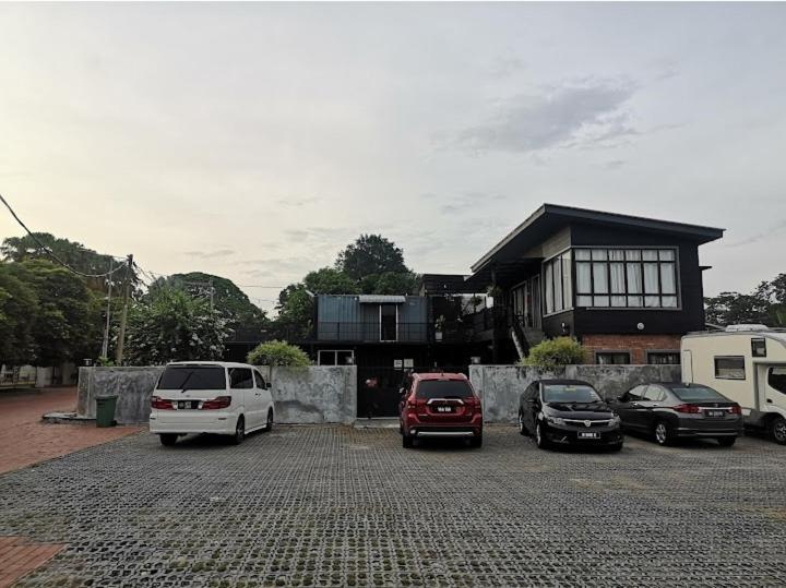 קואלה קנגסאר Safar House & Cabin מראה חיצוני תמונה