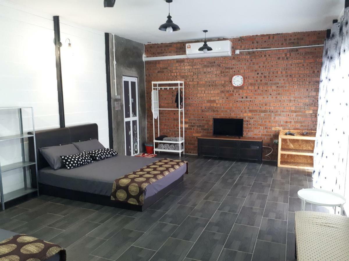 קואלה קנגסאר Safar House & Cabin מראה חיצוני תמונה